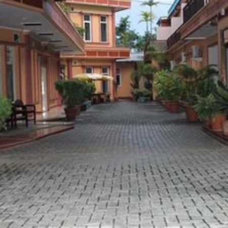 Fujita Papua Hotel Manokwari Exterior foto